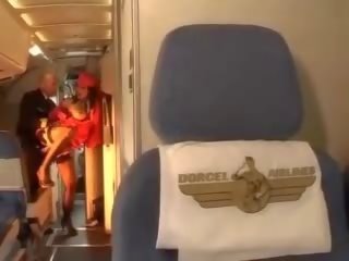Gorące do trot stewardessa przejazdy za członek wewnątrz zarówno dziury