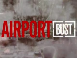 Airportbust - customs petugas memeras tato remaja